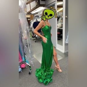 Stunning Jovani Green Prom Dress !